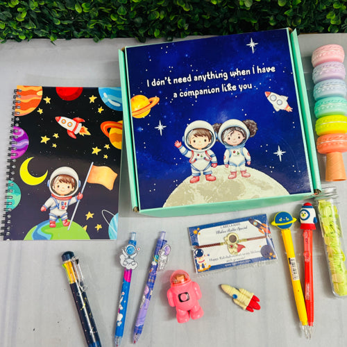 Astronaut - Medium Hamper